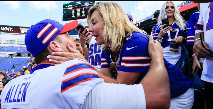 Bills Mafia Drops Everything After Hearing Devastating News About Josh Allen’s Mother